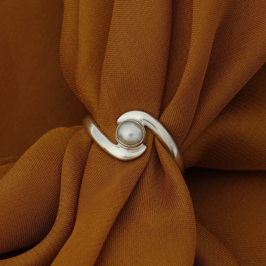 Silver ring by silver world - best silver shops in Delhi!