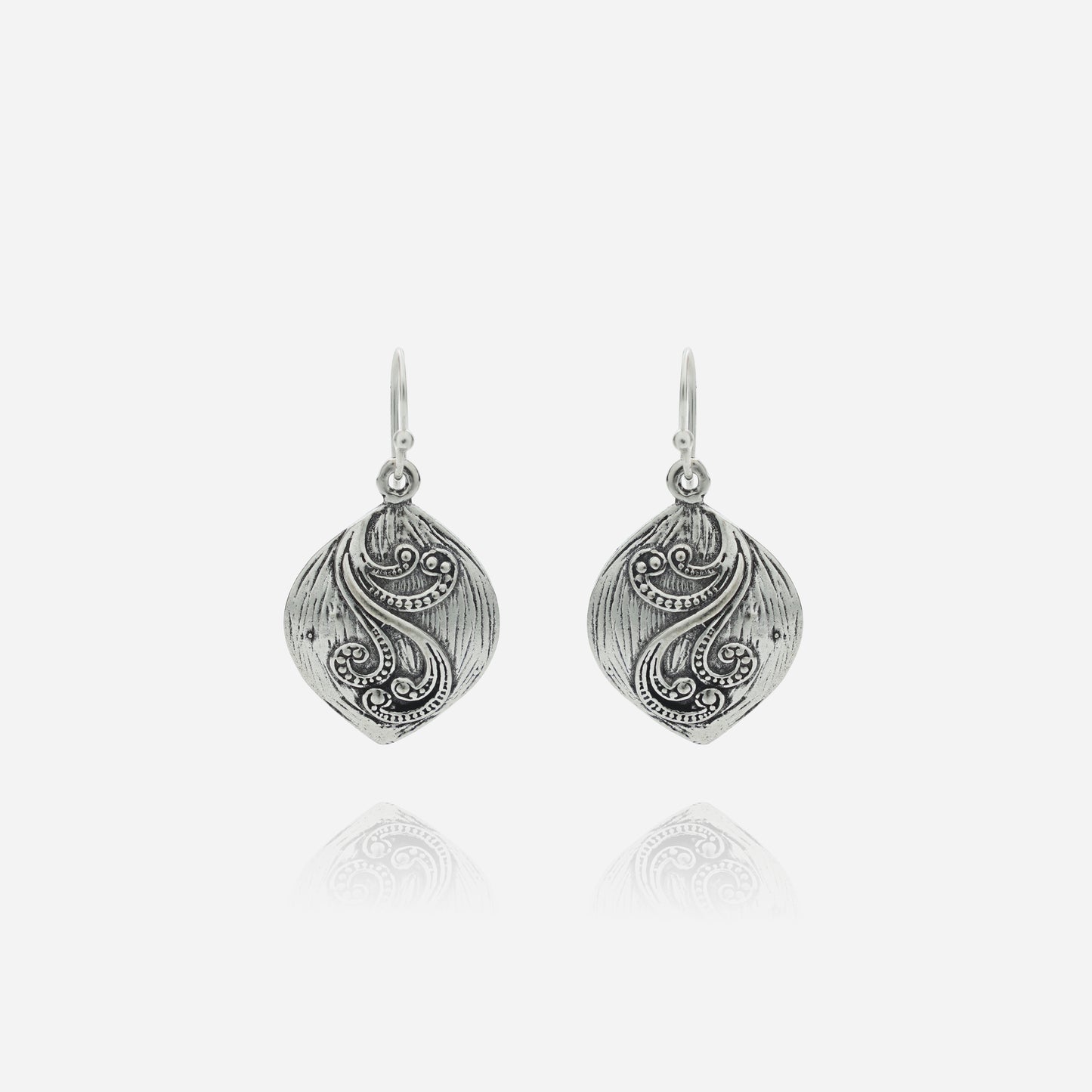Tribal S-Curve Medallion