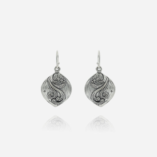 Tribal S-Curve Medallion
