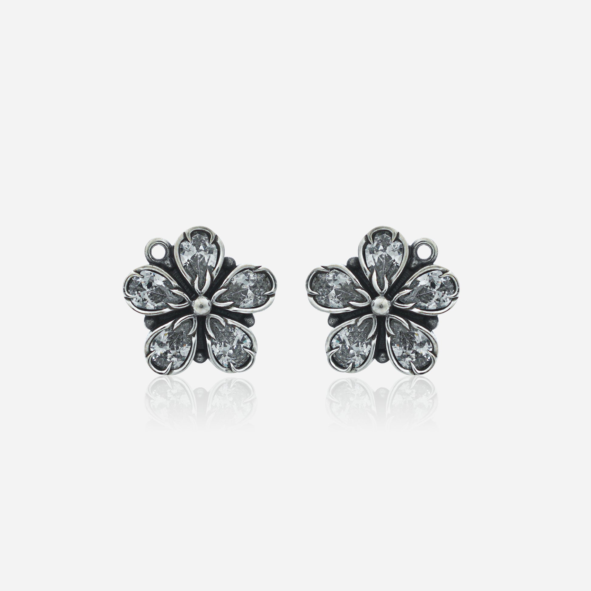 925 Sterling Silver Tribal Geometric Sunburst Stud Earrings for women featuring a sharp square fan silhouette and a heritage oxidized finish.