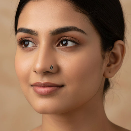 Stylish Silver Nose Pin