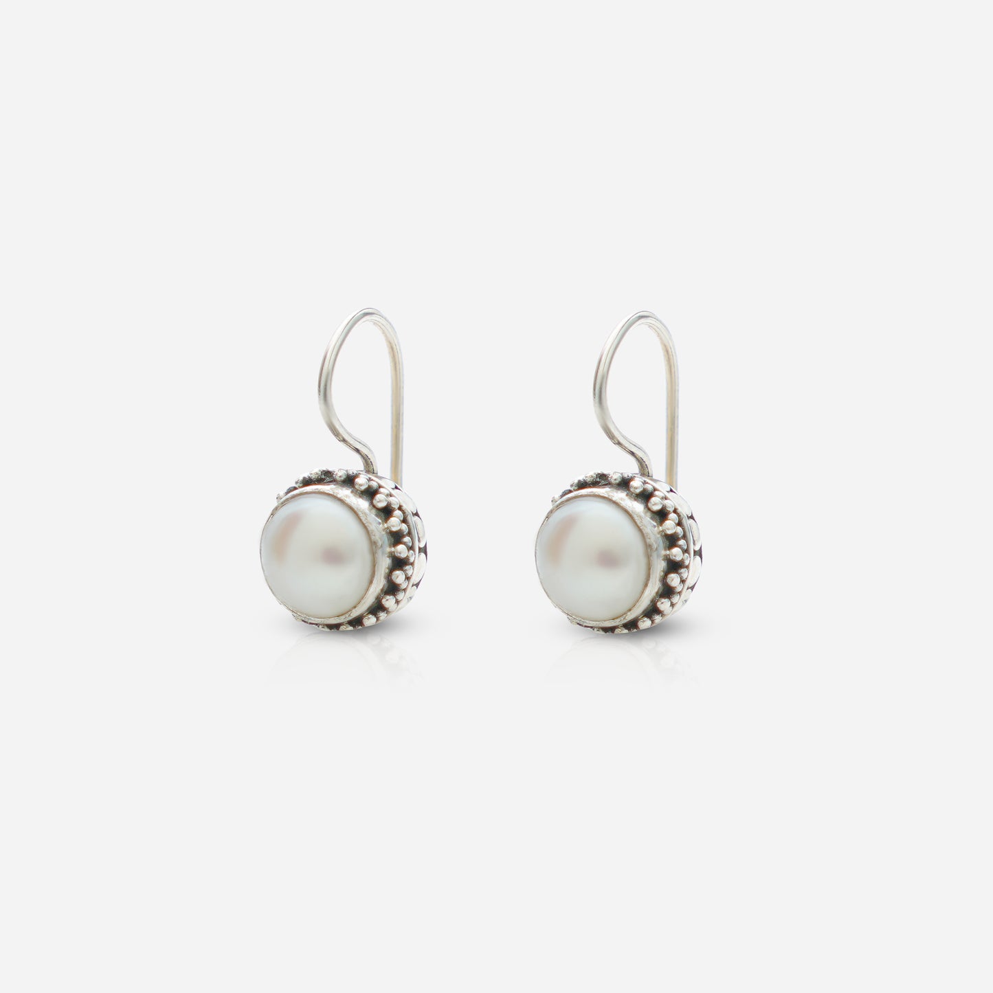 Moon-Drop Pearl Hook
