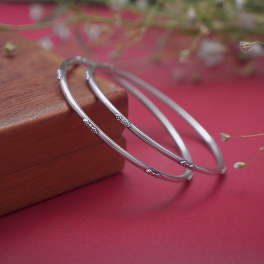 Petite Flora Bangle