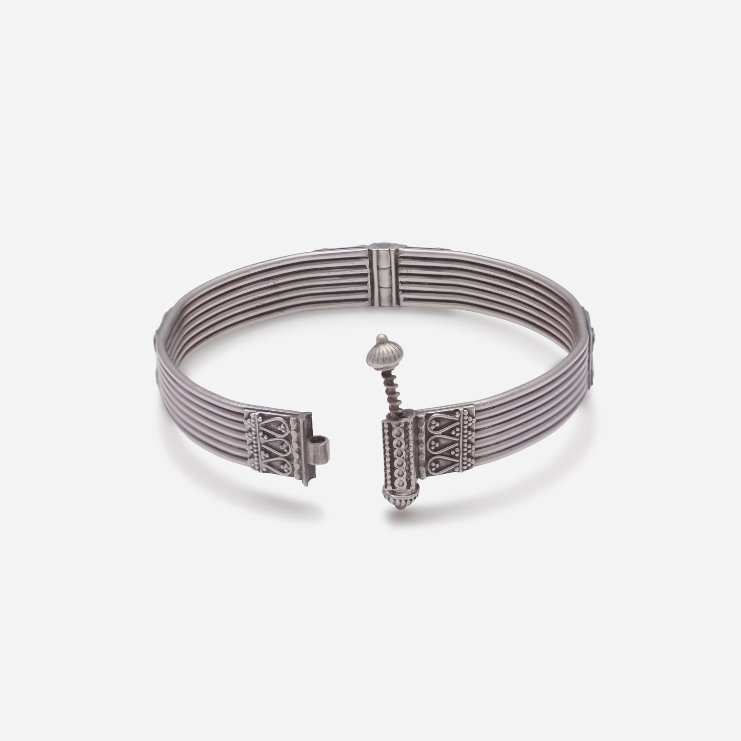 Vintage Multi-Wire Kada