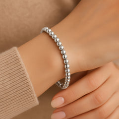 Delicate Pearl Bracelet