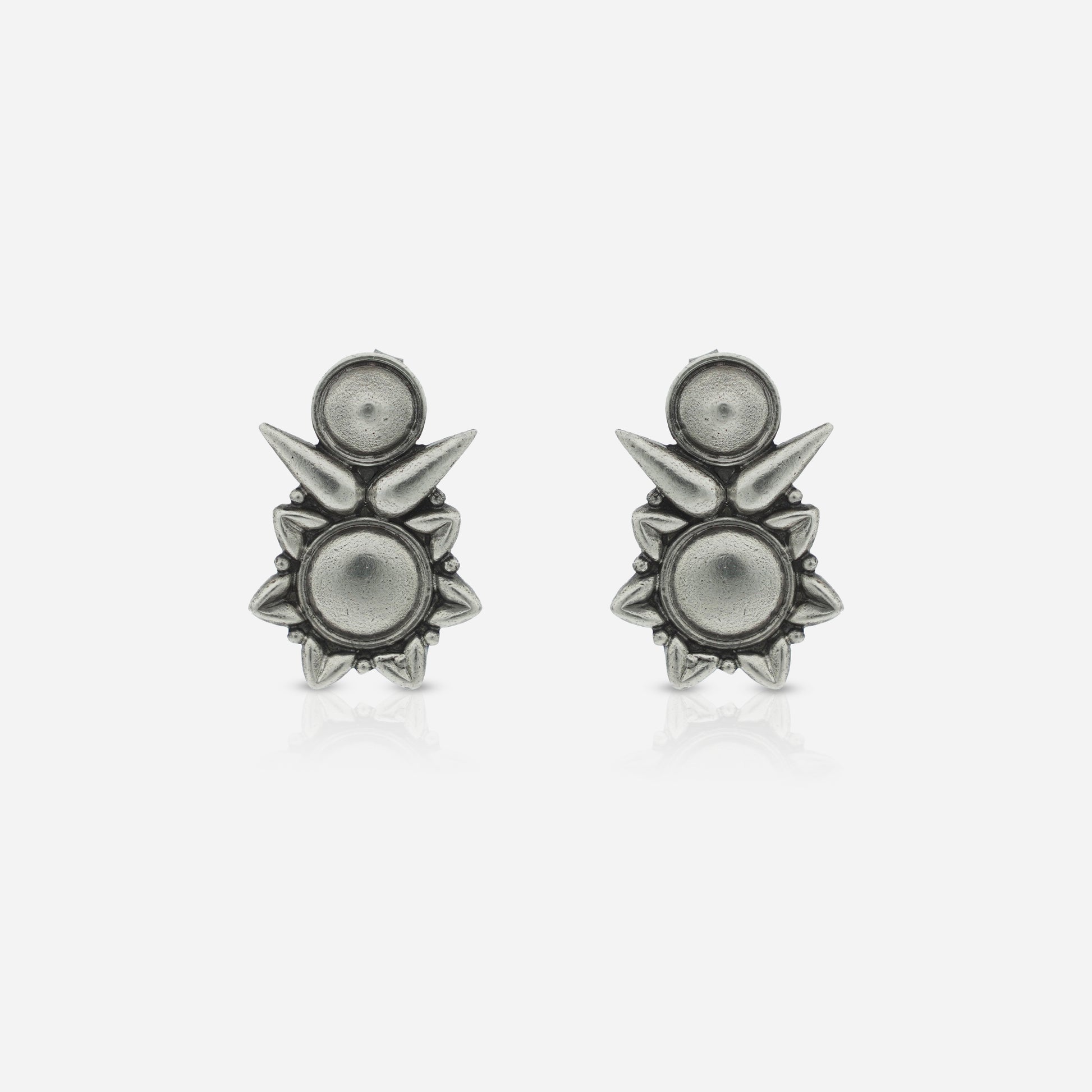 925 Sterling Silver Tribal Geometric Bloom Stud Earrings for women featuring a sharp sunburst silhouette and a heritage oxidized finish.