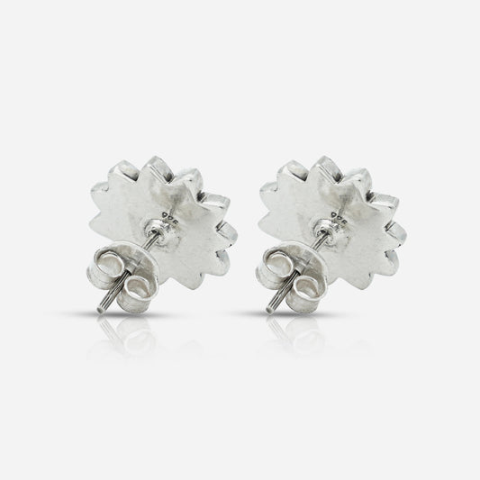 Pair of silver star-shaped earrings 
