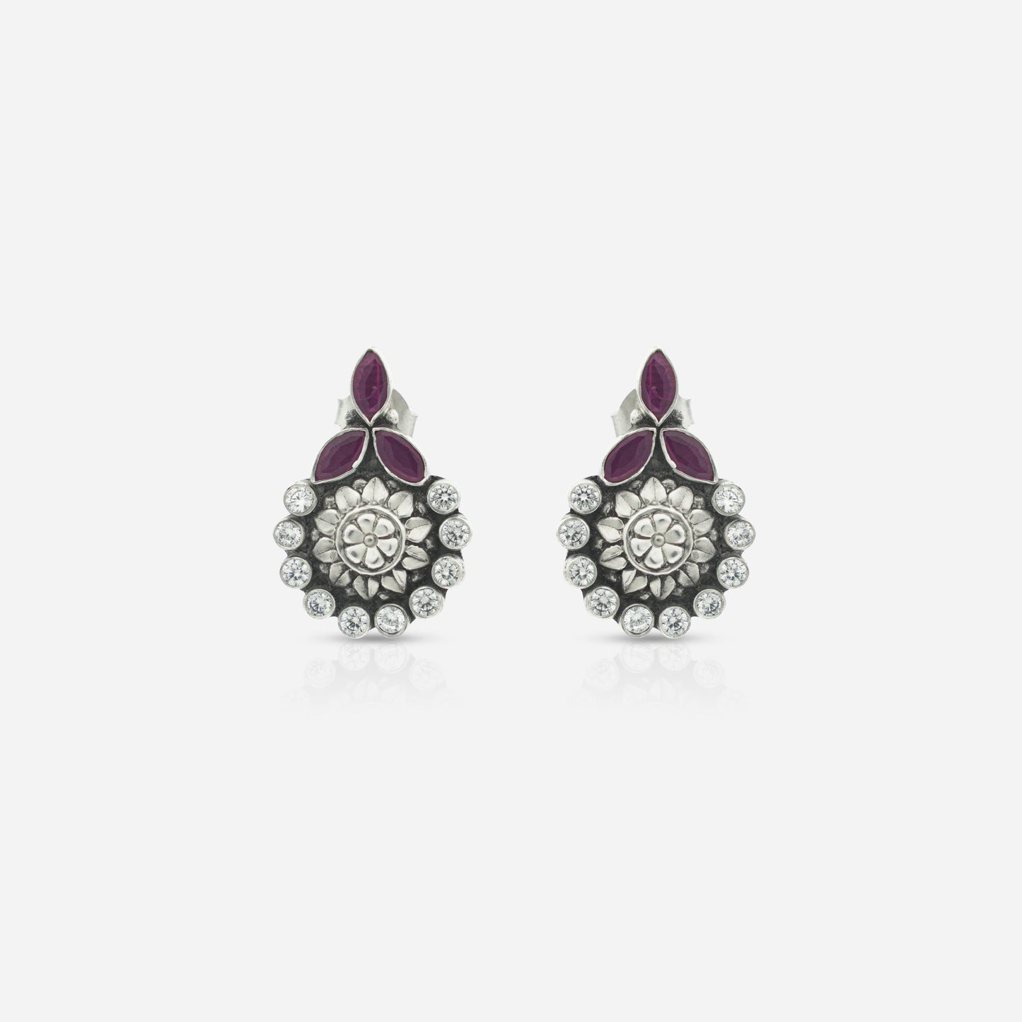925 Sterling Silver Tribal Floral Stud Earrings for women featuring handcrafted sunburst engravings and a heritage oxidized finish.