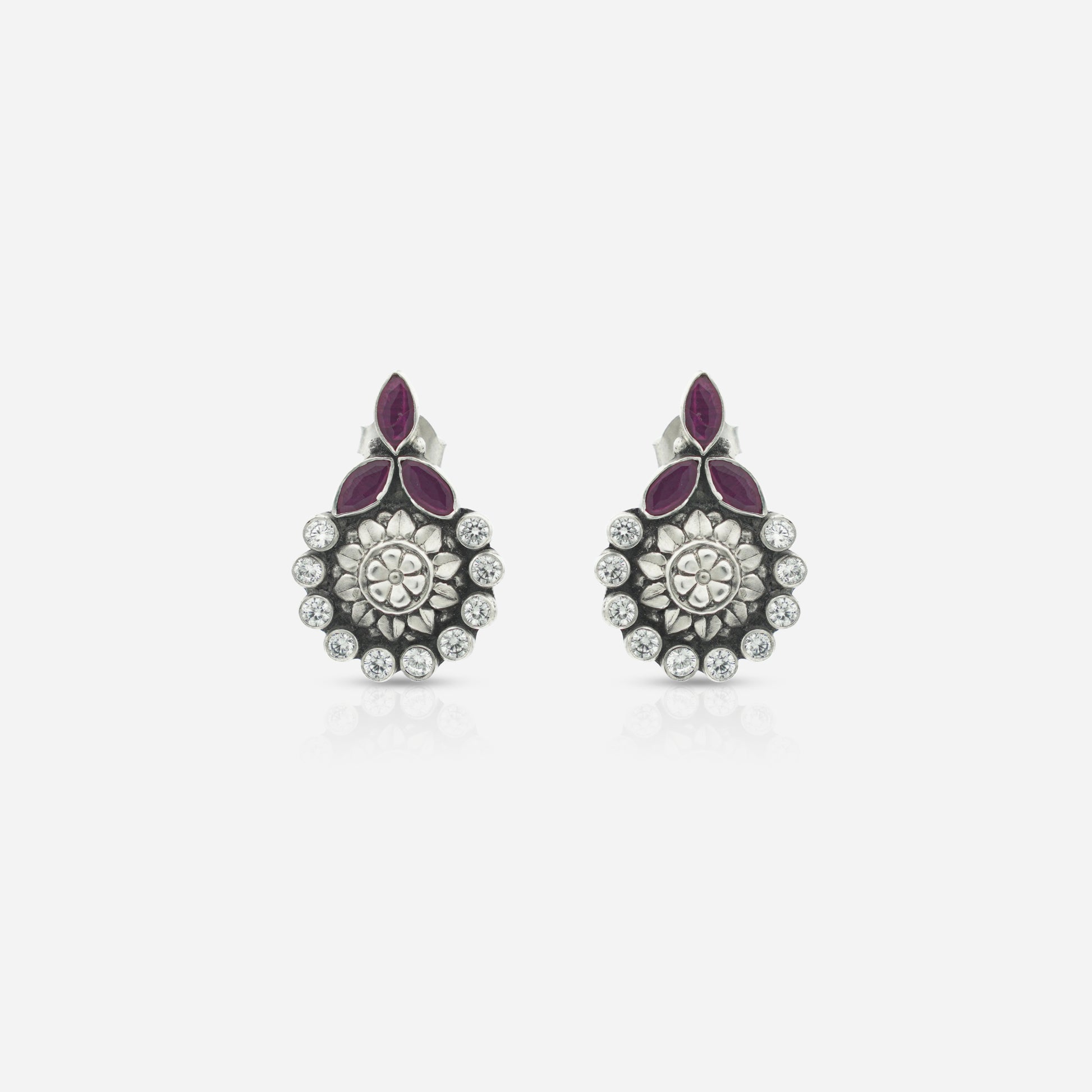 925 Sterling Silver Tribal Floral Stud Earrings for women featuring handcrafted sunburst engravings and a heritage oxidized finish.