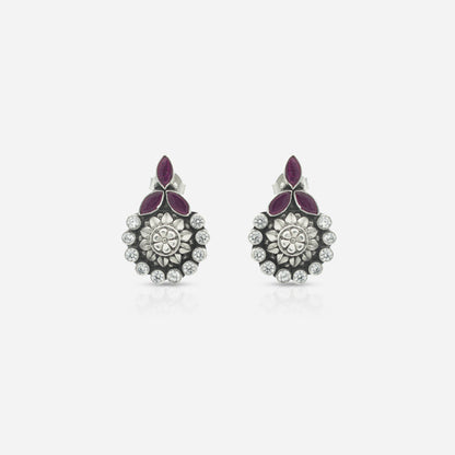 925 Sterling Silver Tribal Floral Stud Earrings for women featuring handcrafted sunburst engravings and a heritage oxidized finish.