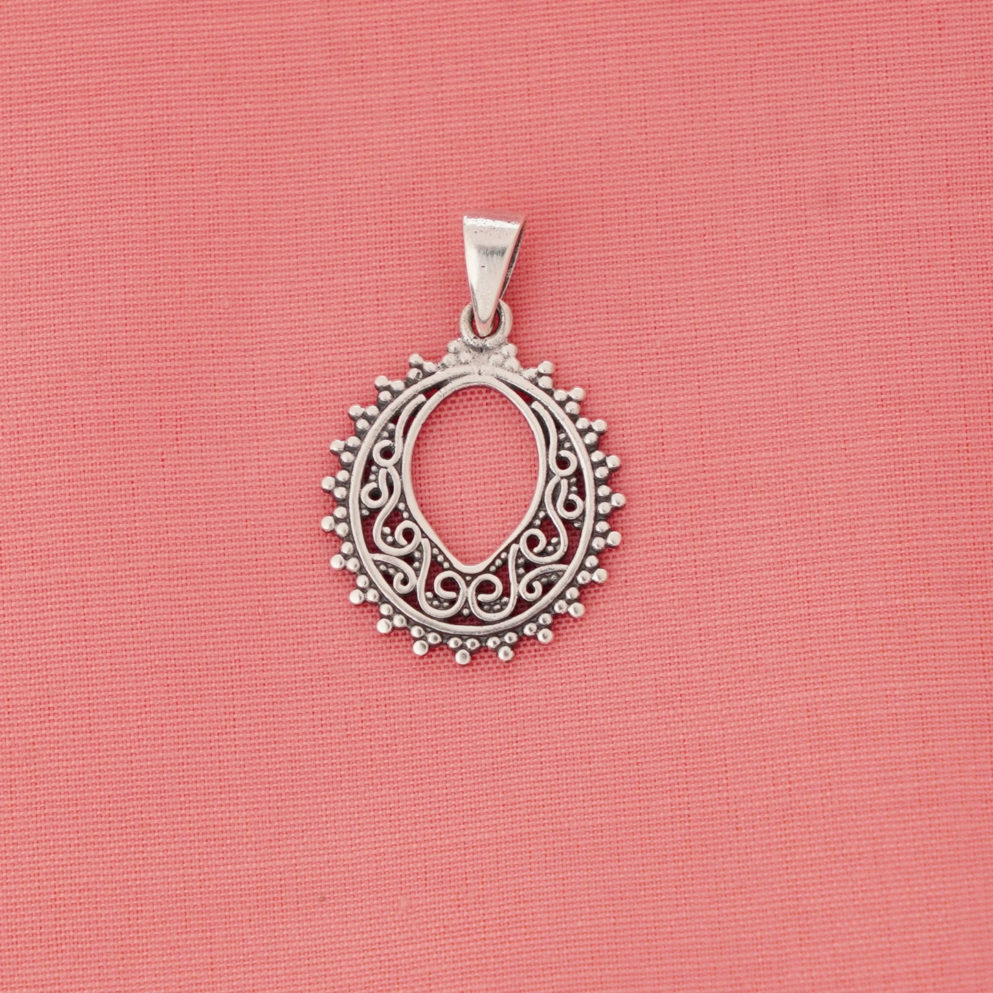 Timeless Filigree Oval