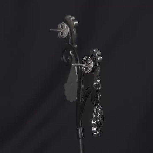 Tribal Teardrop Drop